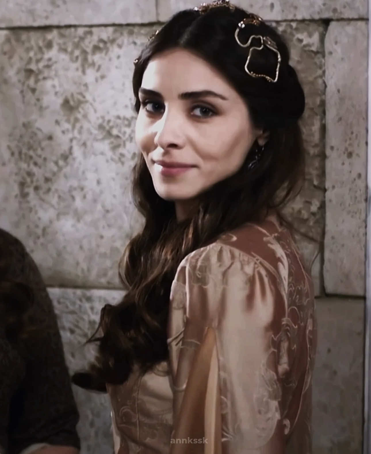 the ultimate mogger of magnificent century || scp: mine (link in bio) || #вв #t #muhteşemyüzyıl #magnificentcentury #elsultan #великолепныйвек #махидеврансултан #mahidevransultan #mahidevran #nurfettahoğlu #zhmykhanya #edit #fyp #viral #trending #recommendations #am #alightmotion