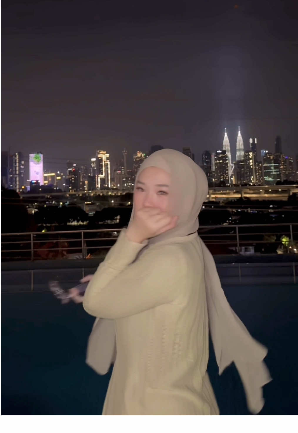 dah jawab pun still tantrum 🥹 #ashjels #thesweeetduo 