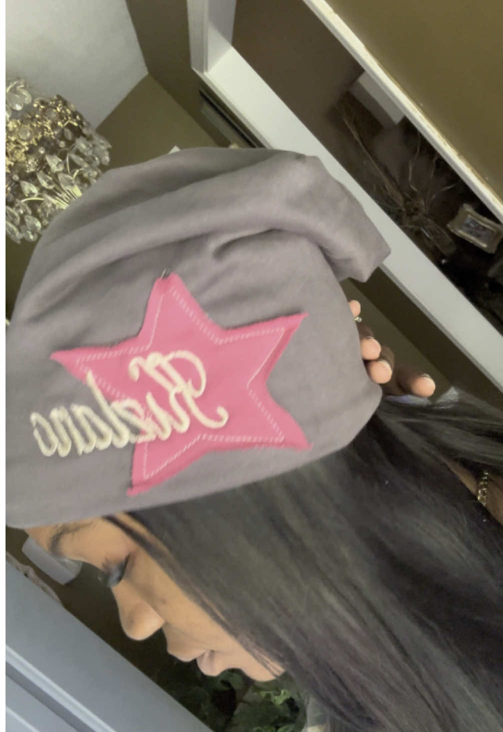 This hat is so cute🩶🩷 #hat #fashion #beanie 