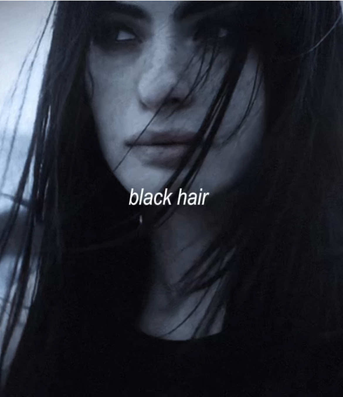 ♱ 𝕭𝖑𝖆𝖈𝖐 𝖍𝖆𝖎𝖗 ♱. #fyp #aesthetic #vibes #meganfox #foryoupage #lyrics 