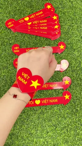 Cờ đeo tay Tôi Yêu Việt Nam#🔥 #❤️ #hot #yeunuocvietnam❤️❤️❤️🇻🇳🇻🇳🇻🇳 #vongdeotay #thinhhanh #xuhuong #trending #viral 