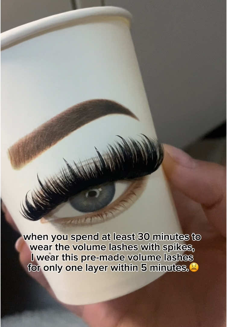 only one layer can finish this lashes look. Did you still wear lashes for double stacked with spikes? 😭😩#fyp #fupシ #lashes #spikelashes #zanluflylashes #volumelashes 