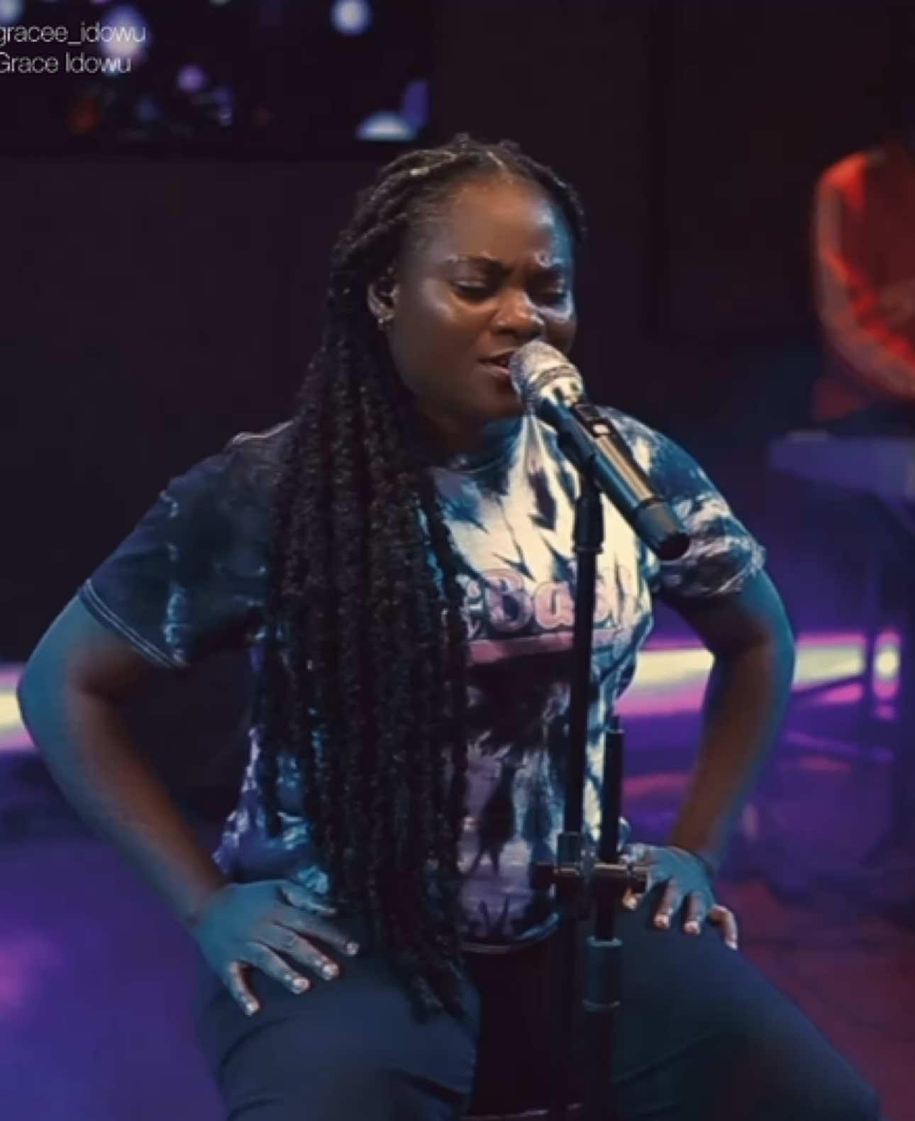 I grew up listening to this song! I surrender all to you Lord! Withholding nothing 🥹🙏🏾🤍🤍 #graceidowu Full medley is up on my YouTube “Grace Idowu” #fypシ゚viral🖤tiktok #christiantiktokcomunity #fypシ゚ #worship 