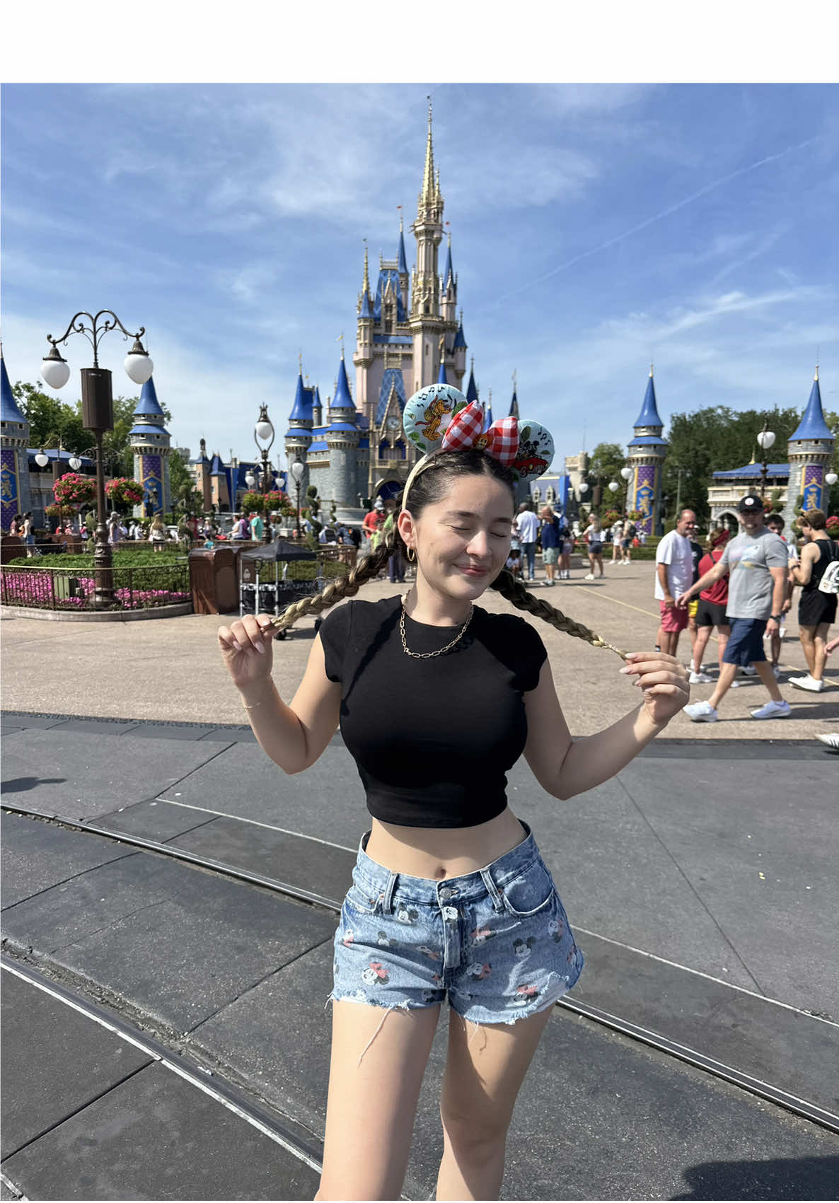 And suddenly all the exhaustion leaves ✨✨✨ #disneyworld #disneyparks 