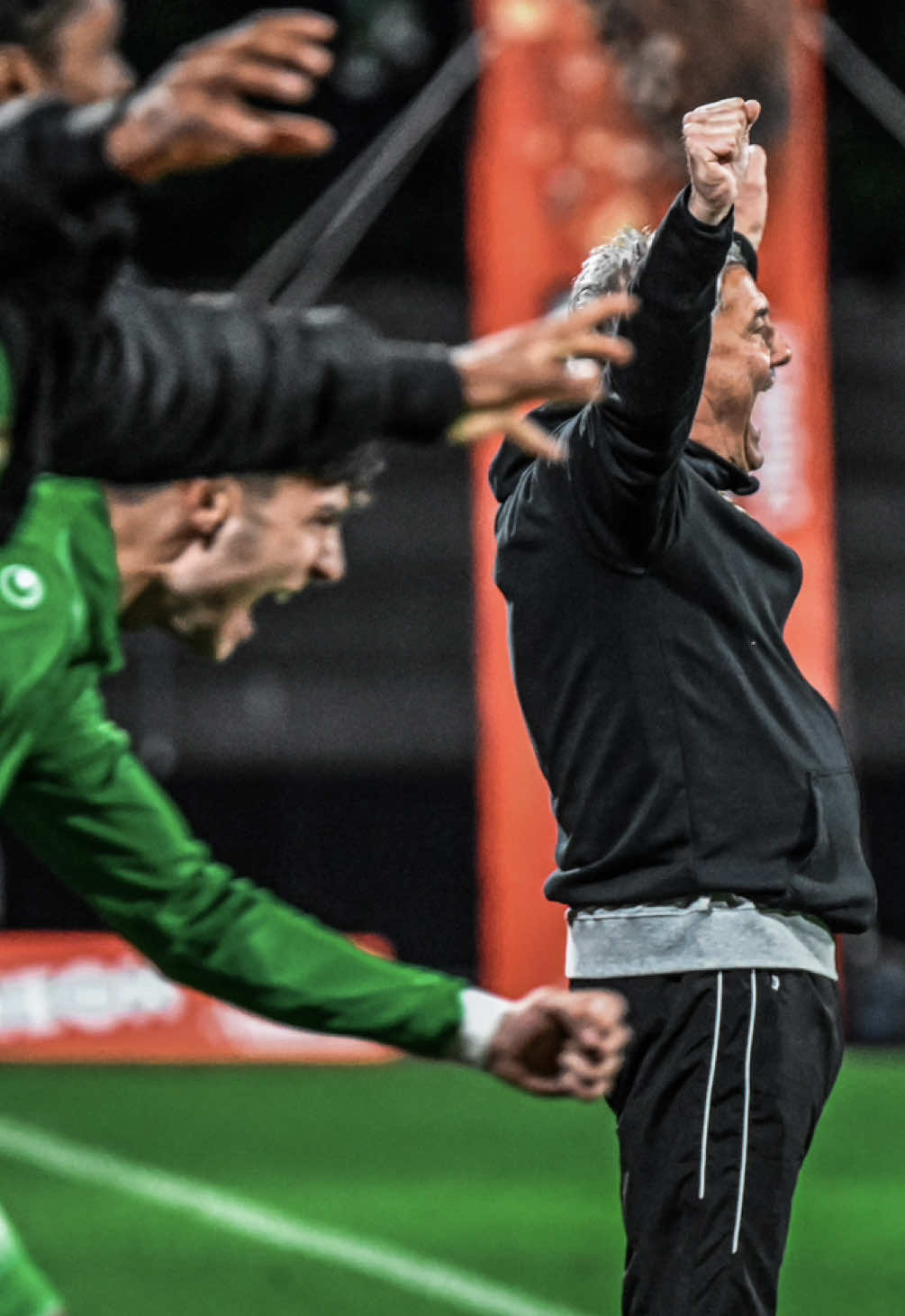 Wie sehr haben wir diese Momente vermisst? 💥😍 #goal #derby #win #fyp 