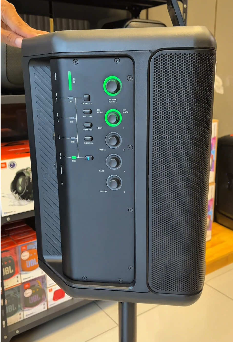JBL Eon One Compact | JBL Professional Loudspeakers 🔊 #JBL #professional #bluethooth #bass #audio #asmr #fyp #trending #newyork #foryoupage 