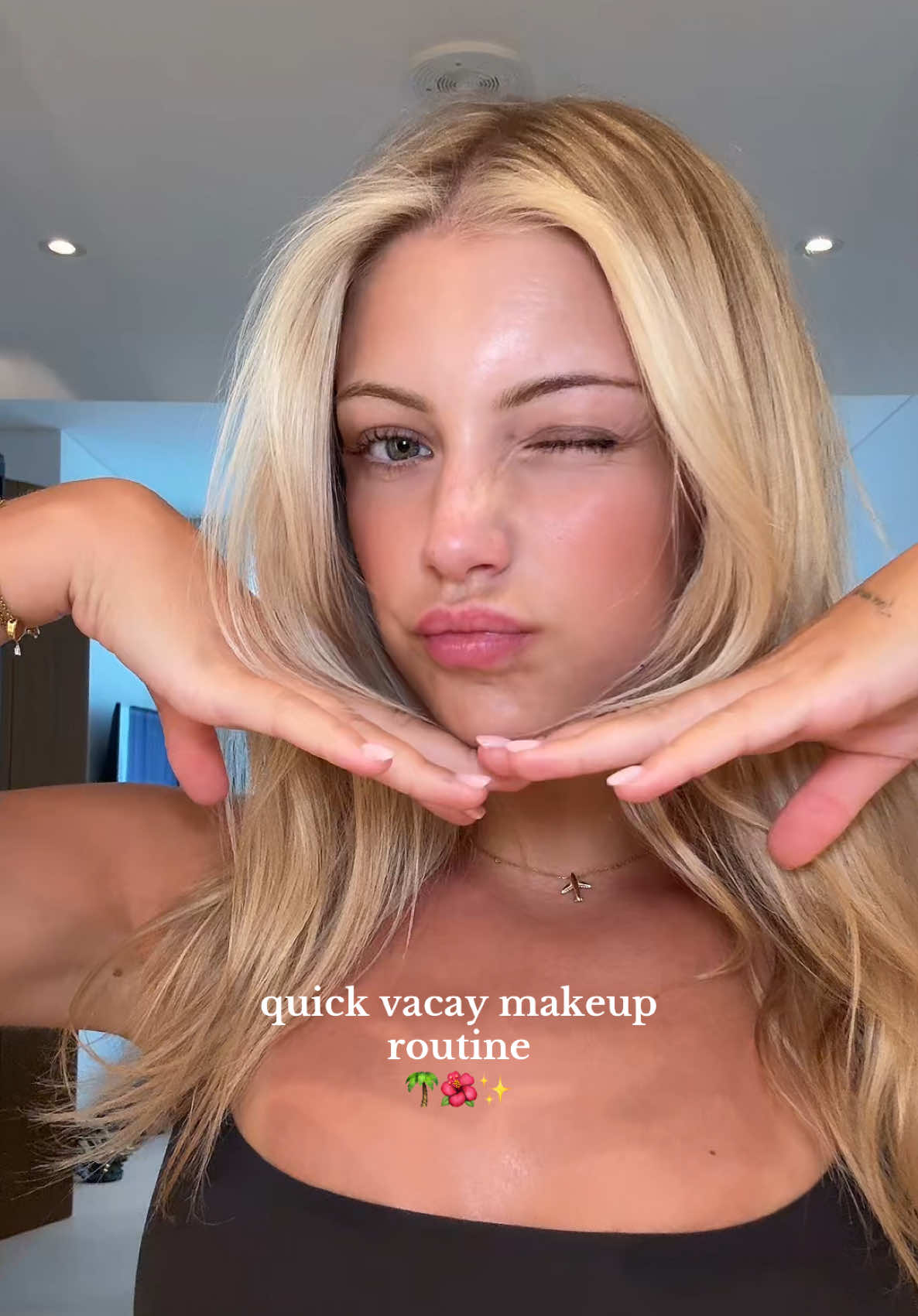 My vacay makeup after day at the beach 🏖️  . Products list: @Weleda UK skin food  @L'Oréal Paris UK lumi glowsion + true match radiant concealer  @Hourglass Cosmetics concealer @rhode skin blush shade sleepy girl @Huda Beauty power  @Diorbeauty luminizer  @MaybellineUK brow pencil  @maccosmetics lipliner shade cool spice  #makeu #makeup #hair #beauty #loreal 