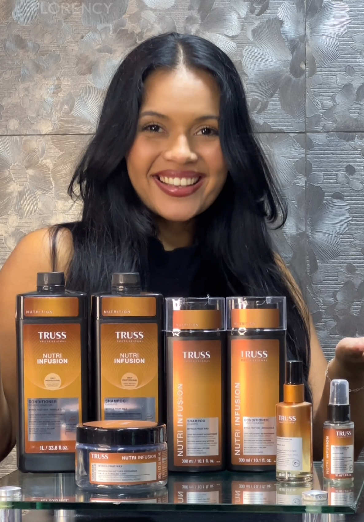 A nova linha @TRUSS chegou para acabar com cabelos ressecados, opacos e sem vida com o poder da nutrição capilar! A combinação de Myrica Fruit Wax e um blend de 7 óleos milagrosos, proporciona elasticidade, resistência e brilho excepcionais ✨✨ @Florency  @Florency  @Florency  . . #cosmeticos #lojadebeleza #produtoscapilares #beleza #cabelos #florency #florencylovers #lojadecosmeticos #cosmeticos #truss #nutricao #cronogramacapilar #trusshair #trusslovers #trussprofessional #trussbrasil #grupoboticario #cabelossaudáveis #cabeloslindos #nutricaocapilar #nutriçãocapilar 
