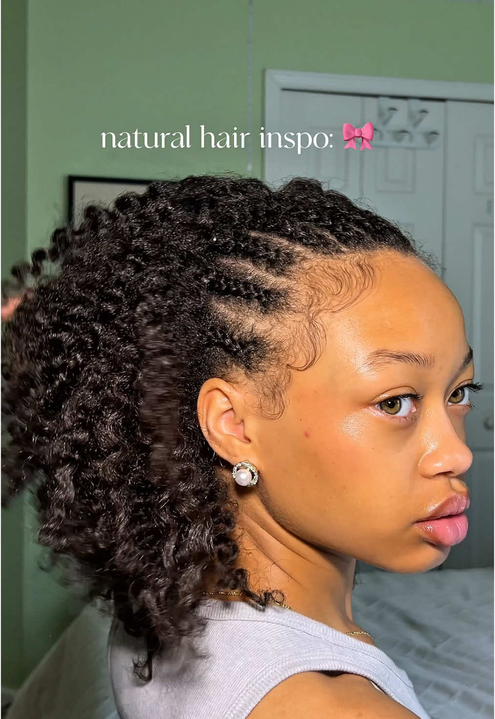 maybe I’ll prioritize the cute natural looks this year 🙈i personally love the day 2/3 look when my hair gets fuller 😍  product used for twist: 👇🏽 @ORS Hair Care curls unleashed - leave in conditioner & style cream @Batanaful natural wonder oil #naturalhair #hairinspo #naturalhairstyles 