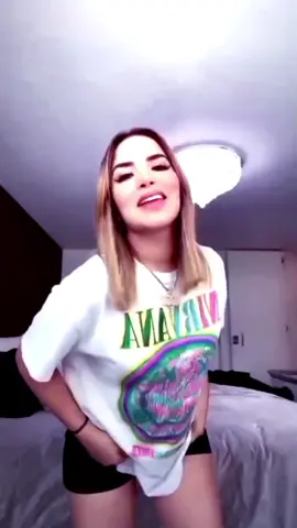 Mi primer video de vsp 🙈💗//hago más de estos vídeos??? 💁🏻‍♀️// edit para imitar 🎀💗 #paratiiiiiiiiiiiiiiiiiiiiiiiiiiiiiii #holaaaaaaaaaaaaaa❤️ #pinchetiktokponmeenparati😘 #noflopplease #ponmeenparatitiktok #kimberlyloaiza #ecuatoriana🇪🇨 #ecuador🇪🇨 #editsparaimitar @Kimberly Loaiza 