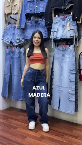 Nuevo tono de azul 💙 Contamos con 03 catálogos ✨ Por unidad, mayor y docena 🤩 #pudesajeans #widelegjeans #gamarra #peru #viral 