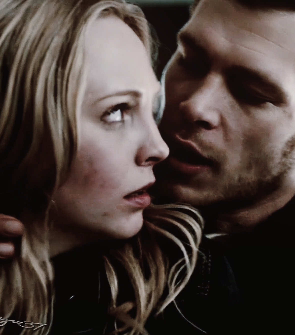 soulmates  #klaroline #klausmikaelson #carolineforbes #tvd #tvdu #thevampirediaries #fyp  @edits ✟ 