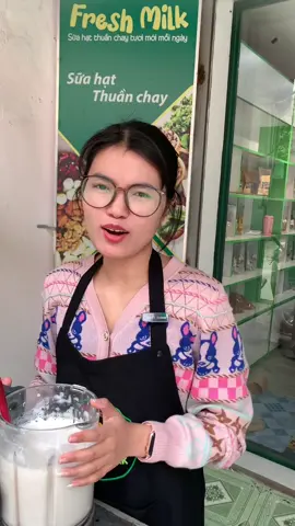 Tự làm sữa hạt tại nhà cực dễ với Unie V9S! 14 chế độ nấu – mịn mượt, không cần lọc lại. Đầu tư một lần, chăm sóc sức khỏe lâu dài! Link sản phẩm mình để ở đây nhé! #UnieV9S #máylàmsữa #sữahạt #dinhdưỡngmỗingày #tiktokshop@LYN Chia sẻ🍀 @Tạp Hoá Thỏ Thẻ 