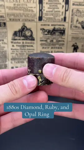 #jewelry #antique #antiques #oldjewelry #vintage #vintagejewelry #victorian #edwardianera #edwardian #gold #goldring #ring #crystals #witchtok #BookTok #bridgerton #romance #georgian #georgianring #antiquejewelry
