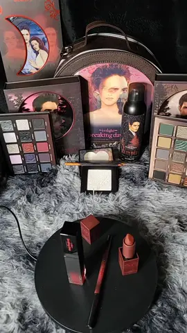 #creatorsearchinsights  #creatorboostcamp #toptierapril #tiktokshopmothersday #tiktokshopmemorialday #tiktokshoprestock #glamlitextwilightbreakingdawnpart1 #twilighttiktok #twilightmakeup #twilightxglamlite #twilightsparkle #twilightsaga #beauty #eyeshadowpalette #eyeshadow #makeup @Glamlite 