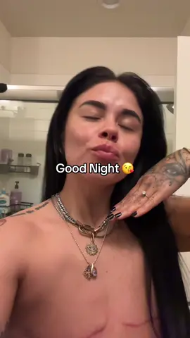 Night layers 🌙 Started with the @TIRTIR Inc. Milk Skin Toner for that milky hydration base, followed by @The Ordinary Multi-Active Delivery Essence to prep and plump. Boosted my glow with The Ordinary GF 15% Solution and locked in radiance with their Multi-Antioxidant Radiance Serum—because we love a good glow cocktail. Niacinamide 10% + Zinc 1% keeps my skin balanced and happy, and The Ordinary Hyaluronic Acid makes a perfect natural deodorant (yes, it works!). Finished off with the luxe @OSEA Malibu Undaria Algae Body Oil because my body deserves the same love as my face. Hydrated, glowing, and ready dor my beauty sleep 😴  #SkincareRoutine #GlowingSkin #SelfCareStack 
