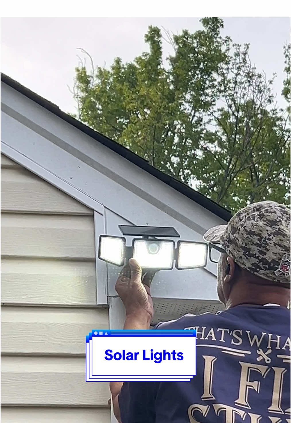 Solar lights>electricity #outdoorlights #outdoorsolarlight #solarlights #solarlightsoftiktok 