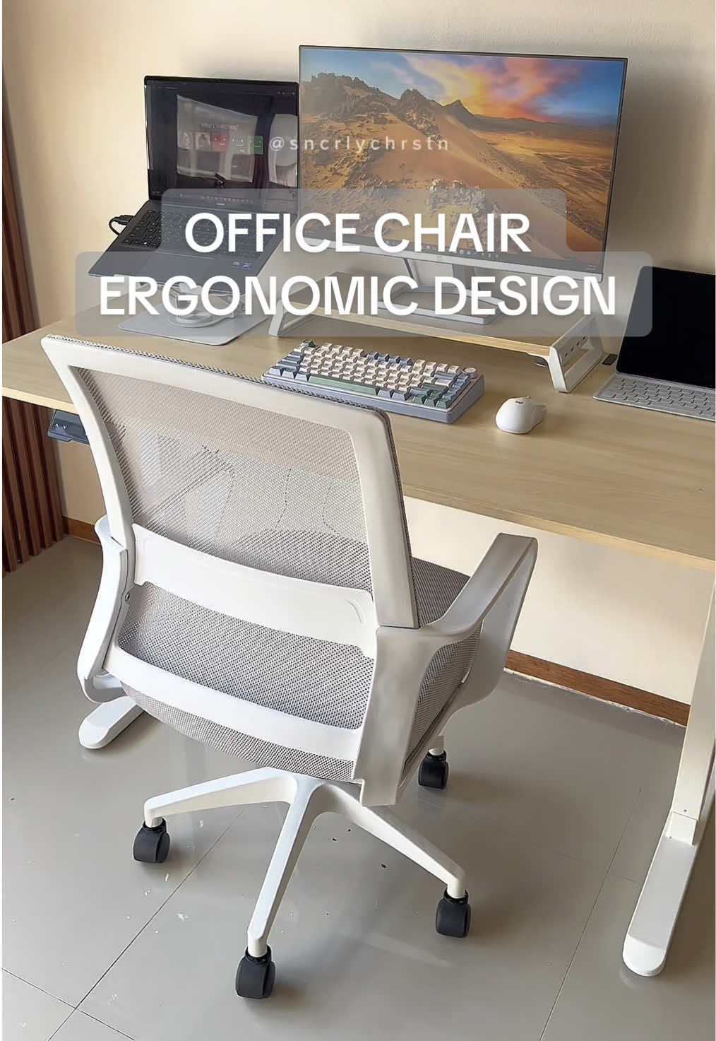 Comfort space with comfortable chair ✨ #officechair #homeofficeideas #homeofficedecor #chairwithwheels #ergonomicchair 
