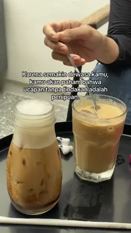 Pov: semanis apapun ucapan seorang lelaki
