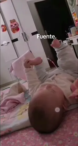 Cada quien orina como quiera. 👶💦 #foryoupage #paratiiiiiiiiiiiiiiiiiiiiiiiiiiiiiii #bebestiktoks #hillarious #entretenimiento #trendingvideo  #tendencia #baby 