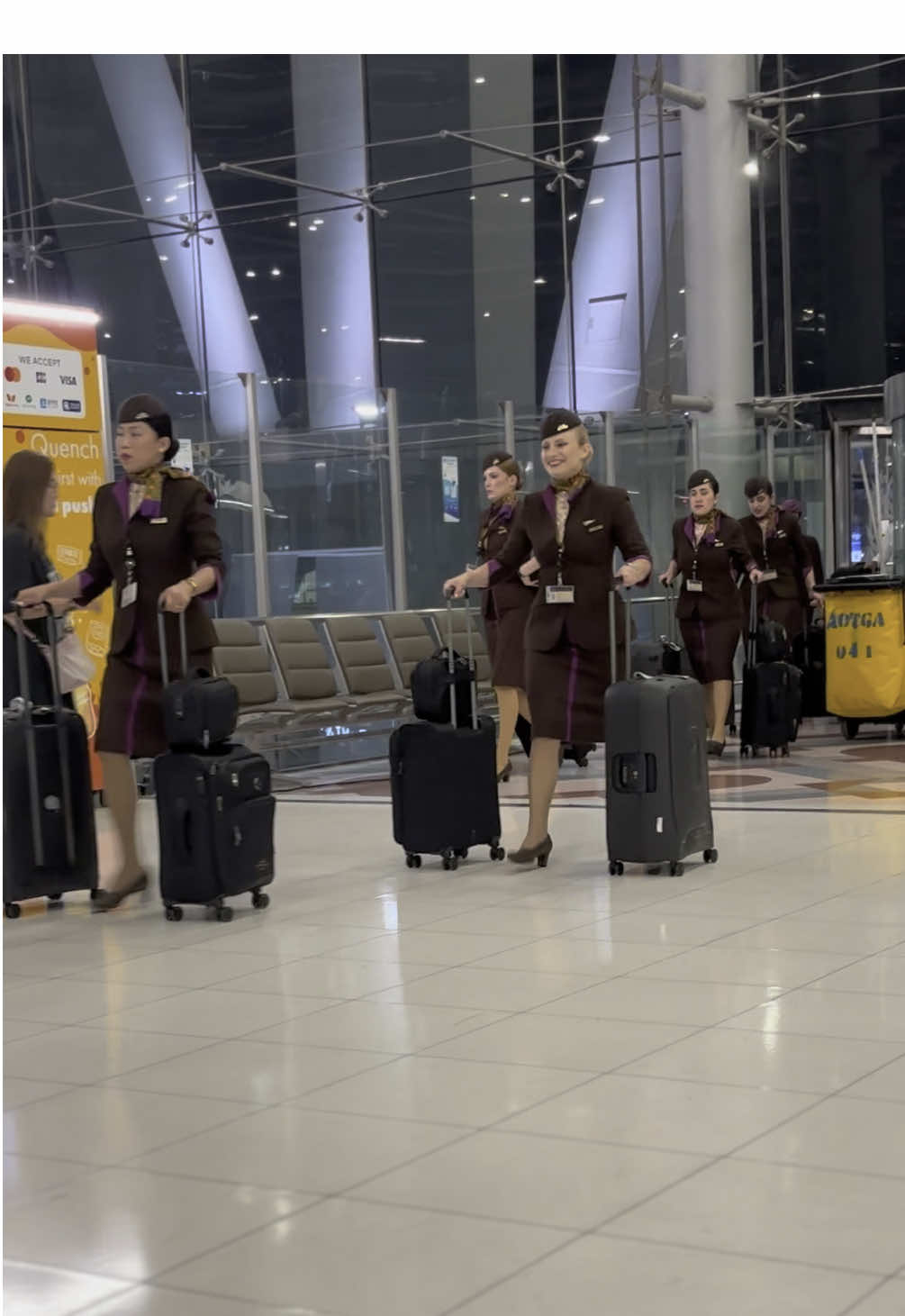 Hello Thailand💜🛫✨#cabincrew #แอร์โฮสเตส #aviation #cabincrewbkk #flightattendant #สมัครแอร์โฮสเตส #cabincrewlife #etihad #auh #etihadairways #fyp #ฟีดดดシ 