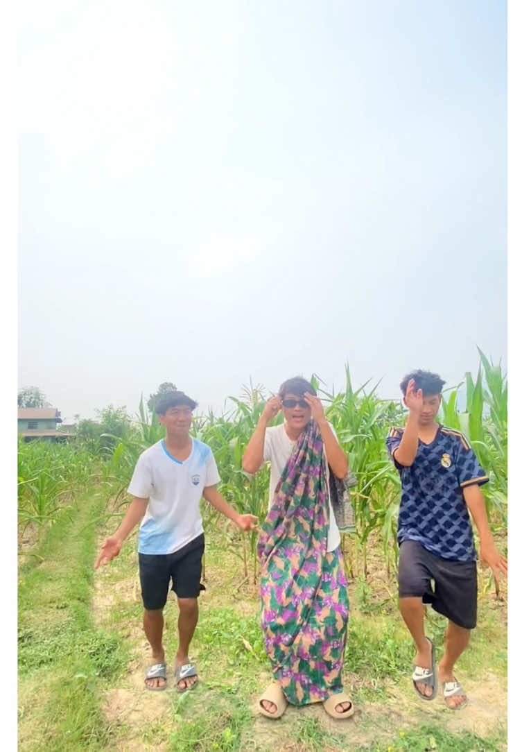 SaRii Layerahh Ayee Vane😎🤣😅Comedy Tik Tok Part:2 #comedyvideo #acting #foryoupage #fyp #fypシ゚ #goviral #trending #support #follow #tiktokviral #creatorsearchinsights 