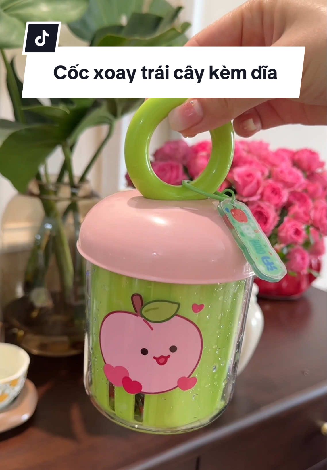Cốc ăn trái cây kèm dĩa mang đi  #coctraicay #hopdunghoaqua #hopdungthucpham #hopdungdoanvanphong #decorsiuxinh 