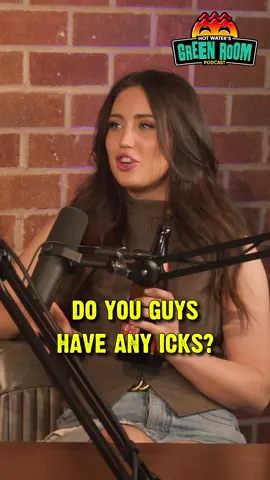 Icks 🤮😂 Taken from EP104 #TAYLORRYAN #CONTENT #hotwatercomedy #funny #podcast #silly #uk #comedy #hilarious #jamiehutchinson #tonycarroll #GREENROOM