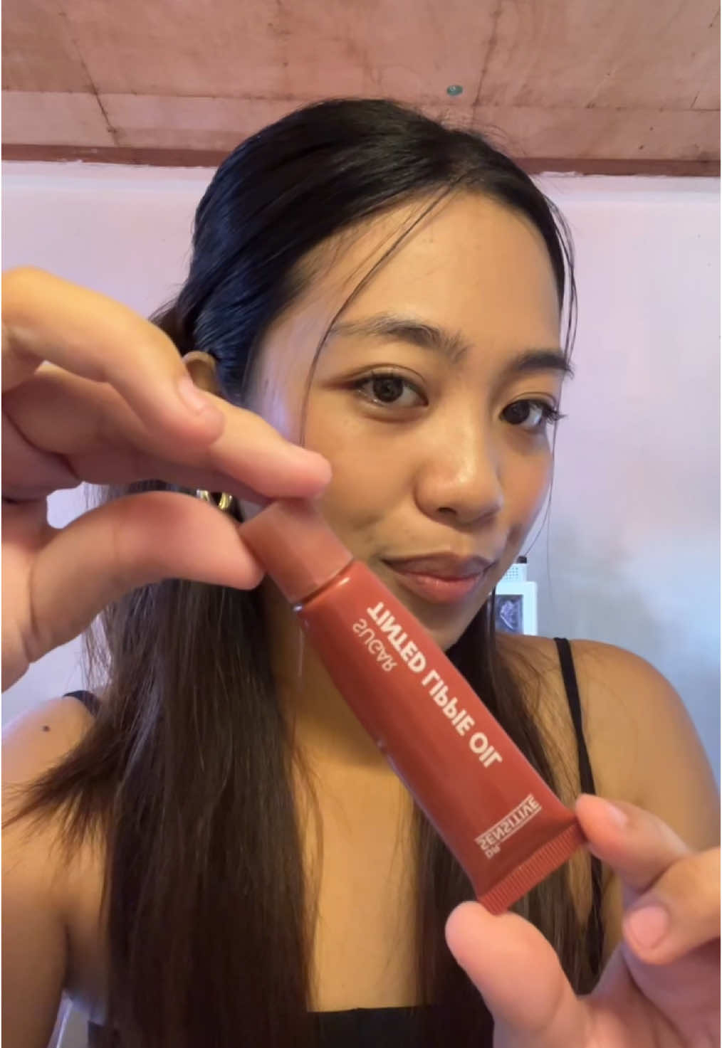 Dr. Sensitive Tinted Lippie Oil in the shade “SUGAR” #lipoil #drsensitive #tintedlippieoil 