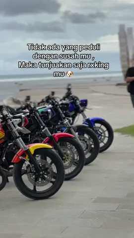 Lobang di jalan , tak senikmat lobang berjalan 🗿 #rxking #rxkingindonesia #rxkingviral #rxkingbandung #rxkingmodifikasi #fypシ゚ #4upageシ #xyzabc 