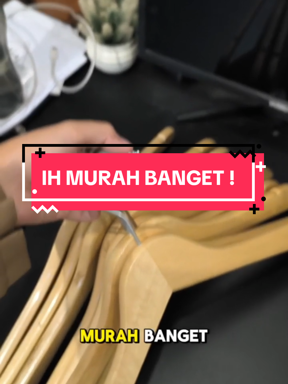 Membalas @inimayyang  Cus langsung check out ✨ #gantunganbaju #hangerbajumurah #hangerbaju #hanger #gantunganbajukayu #gantunganbajuestetik #fyppp #wibgajian 