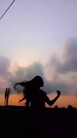 সঙ্গ দিয়ে দেহ ভোগ করার মানুষ অনেক আছে!! কিন্তু সঙ্গ দিয়ে মৃত্যু পর্যন্ত পাশে থাকা It’s too hard..!!😅