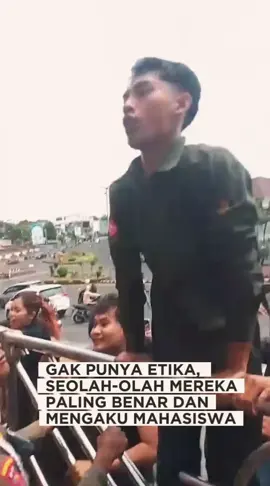 HARUSNYA DITANGKAP, PROVOKATOR SEPERTI INI ‼️  KALAU MAU MENYAMPAIKAN ASPIRASI HARUS ADA ETIKA, INI NEGARA INDONESIA. ETIKA ITU DIUTAMAKAN ‼️ #tiktokviral #bandarlampung #flypシ #viral #lampungtiktok #fyp #banjirbandarlampung 