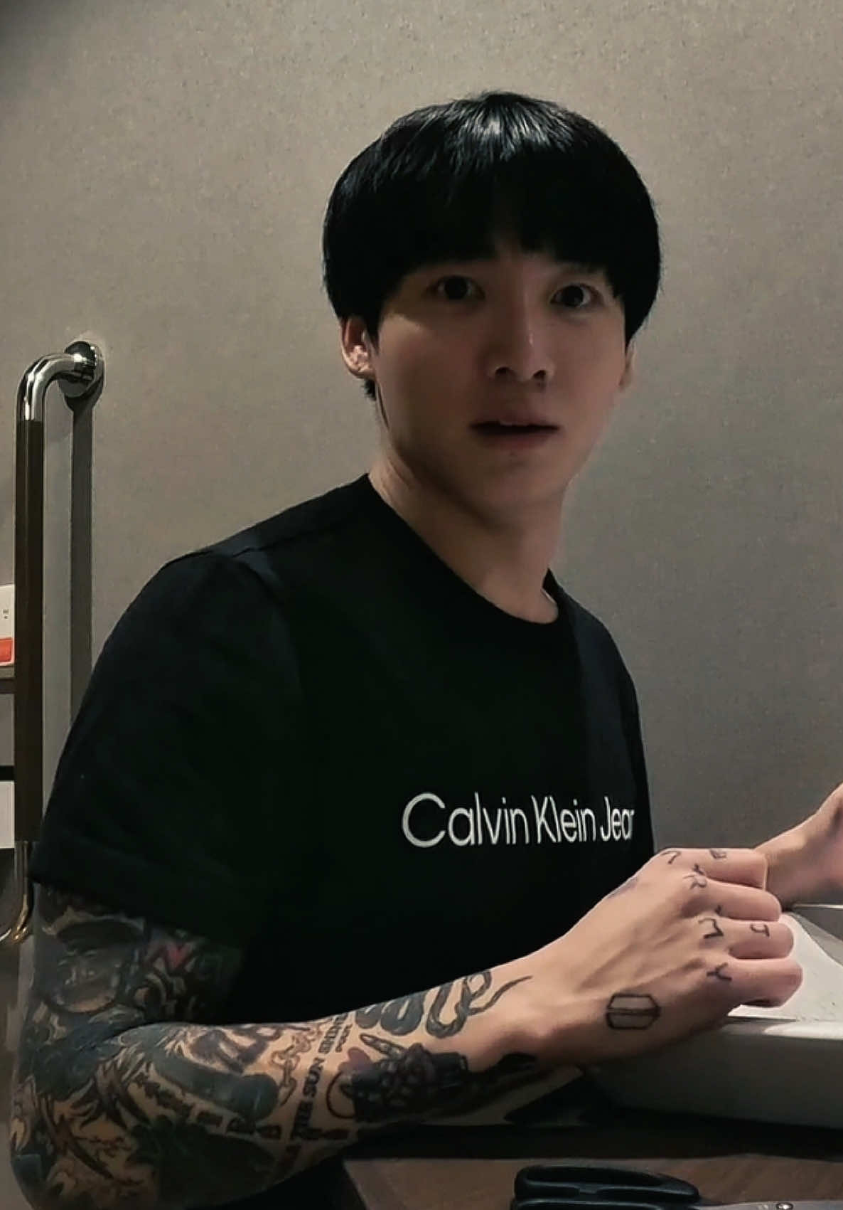 Adem banget lihat wajah tampannya #jeonjungkook #jungkook #army 