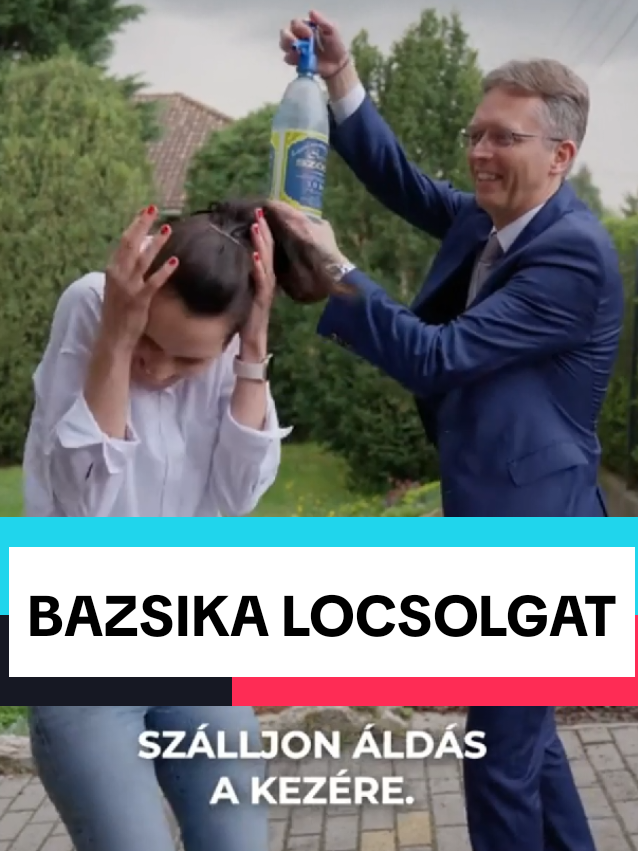 Egy igazi, rendes, fiatal demokrata így locsol #hankóbalázs #locsolás #szóda #fideszmeme #metál #húsvétitojás 