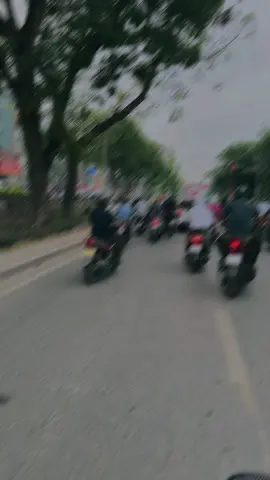 Hứa với nhau đi qua Thanh Xuân trắc trở  Thế mà đến ngã tư Sở e lại rẽ vào Trường Trinh ???#manhhaiphong #hottrend #tiktok #CapCut 