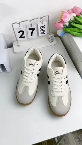 Corolla Samba Sneakers aslinya secakep ini dong 😍🫰💕 #corolla #corollashoes #sepatucorolla #sepatusneakers #sepatusneakerswanita 
