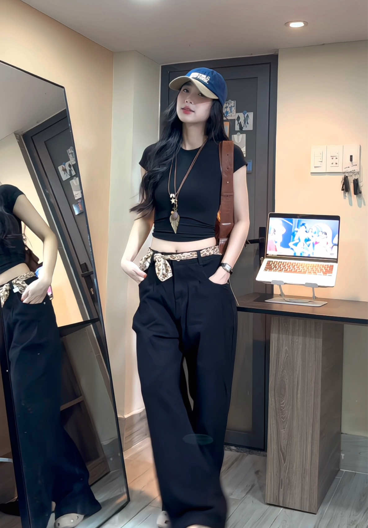 Khôg thể thiếu em quần đen trong tủ #oufitideas #fyb #xh #OOTD #quanjeans #godmother @GODMOTHER 