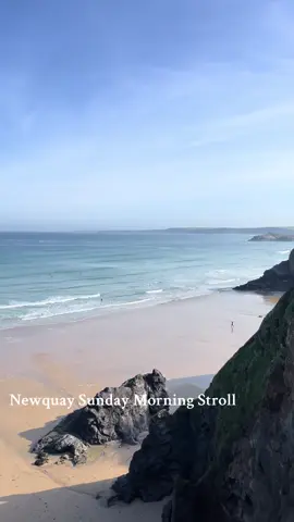 Newquay Sunday Morning Stroll 👌🏻☀️ #newquay #sundayreset #cornwall #cornwalltiktok #PlacesToVisit #amazingcornwall #cornwalllife #cornwallcoast #cornwallbeach #coast #relaxing 