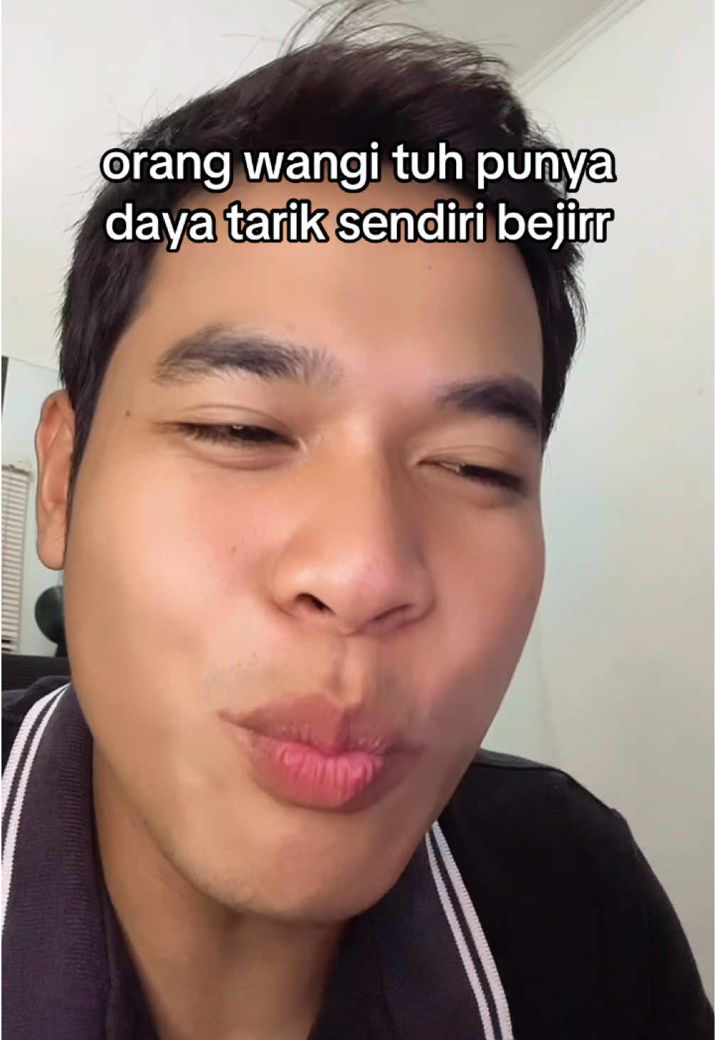 Di atas orang cakep masih ada orang wangi 🙏☺️ #fyr #foryourreminder #ParfumeLokal #rekomendasiparfume @aoeraid 