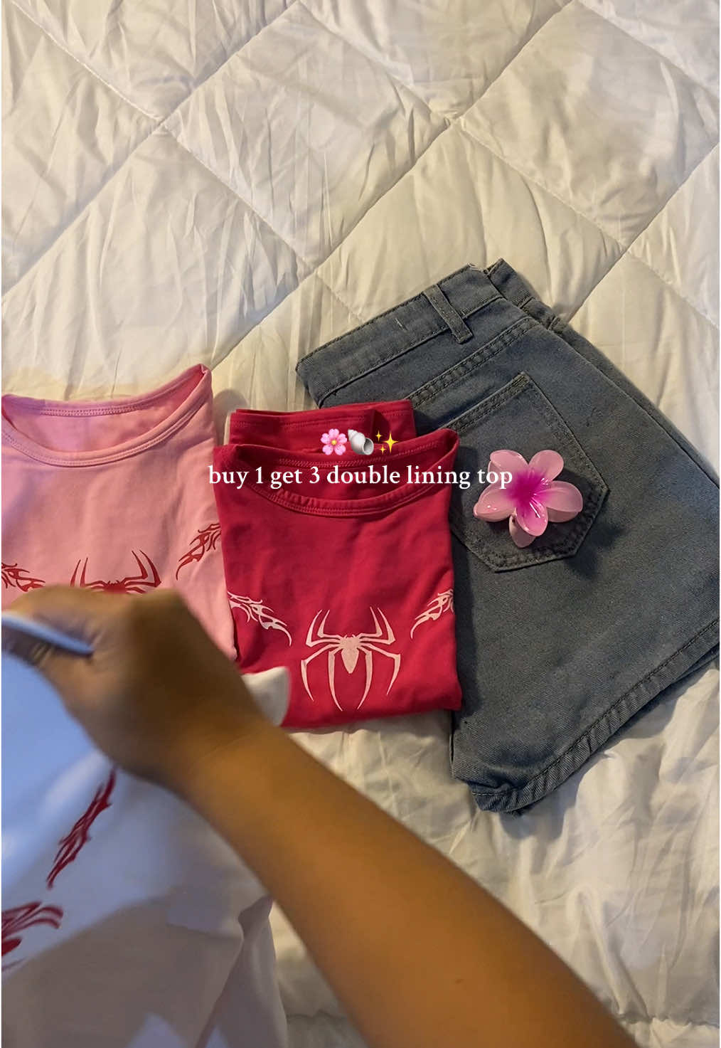 buy 1 get 3 printed top for 185 pesos! 🥺💗 #doubleliningtop #printedtop #buy1get3 