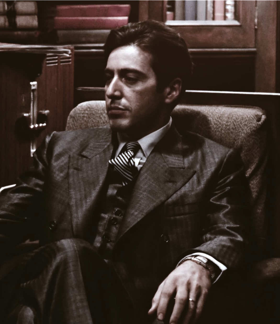 who should i do next ??//micheal corleone edit #michealcorleone #thegodfatheredit #godfather #alpacino #alpacinoedit @Capone_ @𝔗𝔒𝔖𝔎𝔄 