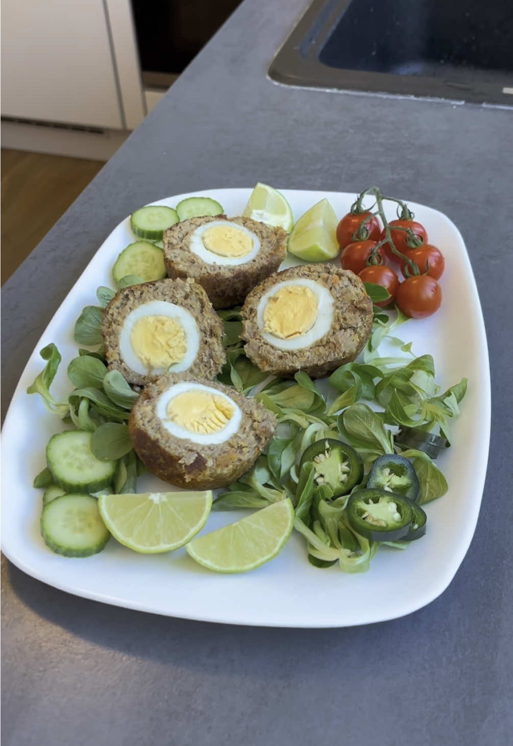 Narges Kabab - نرگس کباب 🇦🇫⬇️😋 . Ingredients: - Beef - carrot  - potato - garlic - chickpeas  - onion  - eggs Seasoning: - paprika powder - coriander powder - garlic powder  - black pepper  - salt Serve with lemon, salad, jalapenos, cherry tomatoes. Bismillah and Nosh jan. Book: www.silkcooking.com @silkcooking  Song: Fardin Faryad - Royae man . #cooking #silkcooking #afghanistan🇦🇫 #afghanfood #watani #Foodie #recipes #cooking #fypage #afghan #delicious #lecker #mazadar #afghanwedding #afghanzoom #afghantiktok 