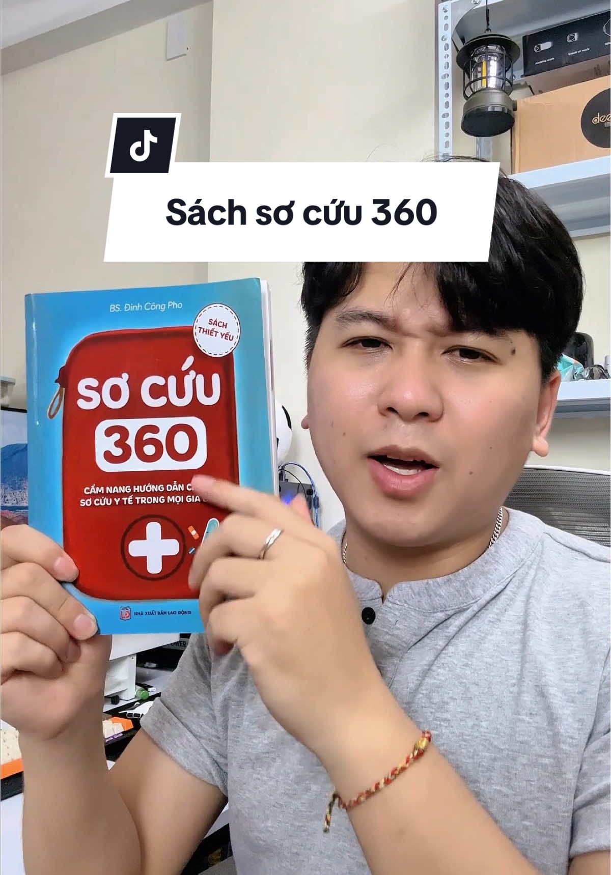 Sách sơ cứu 360 cẩm nang cần thiết cho gia đình và bản thân #phanhotro #sachhay #sachsocuu360 #viral #xuhuong #tienichgiadinh 