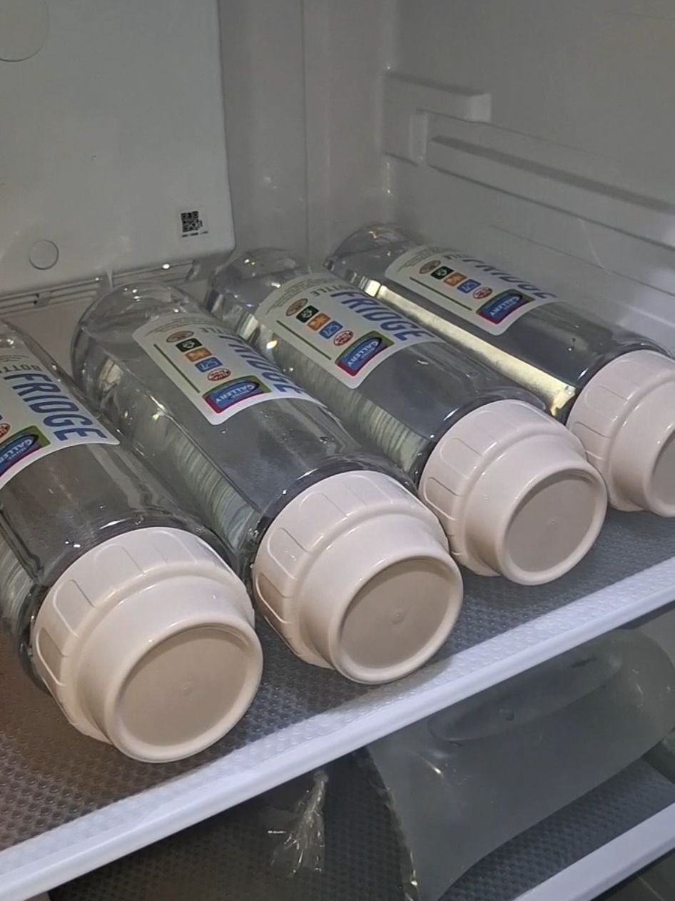 BUY 1 TAKE 1 Home Gallery Fridge Water Bottle! Limited stocks lang kaya check out na🥰 #waterbottle #fridgebottle #fridgeorganizer 