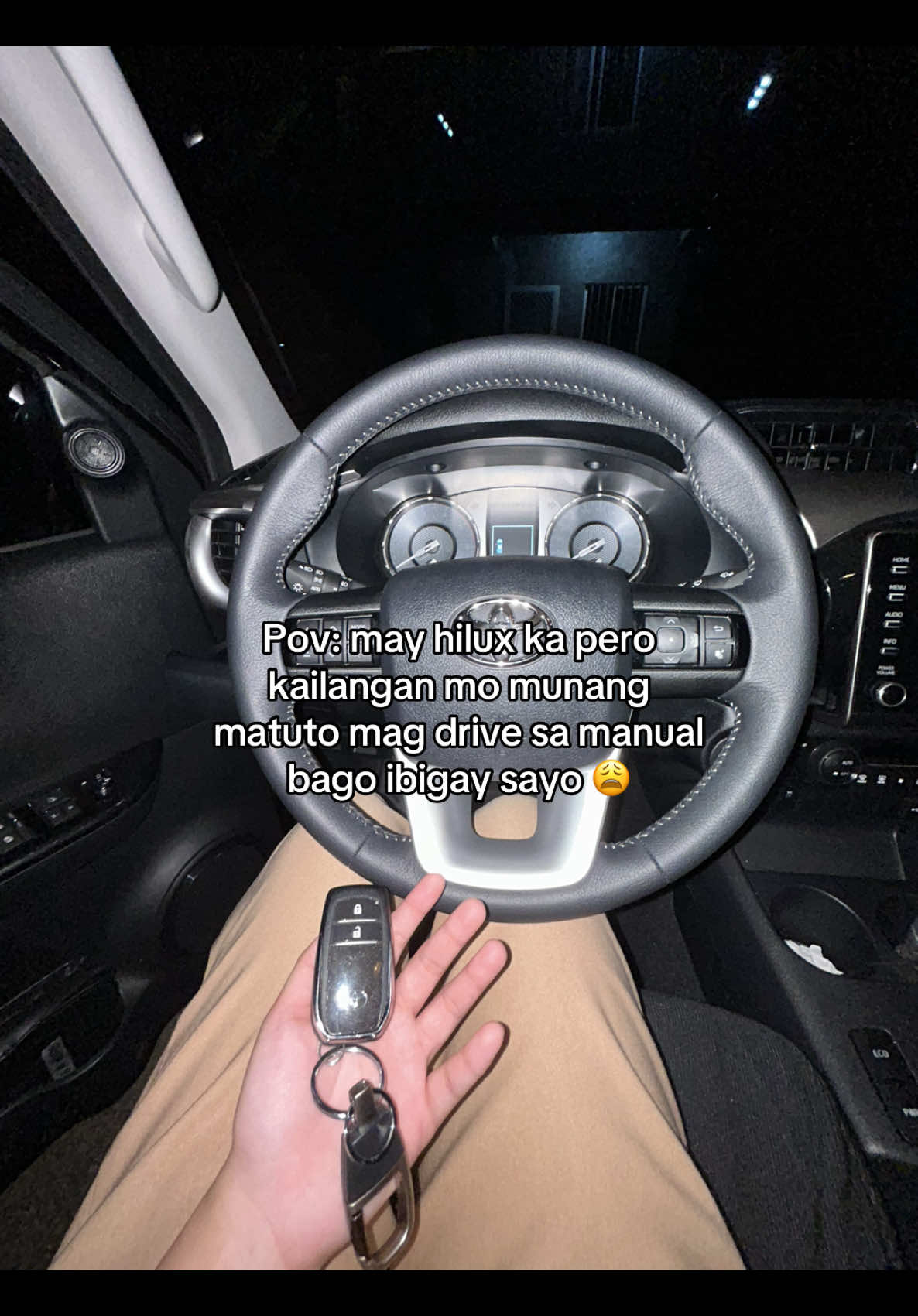 Matic po yung hilux 🥲 #drivingmanual #hilux 