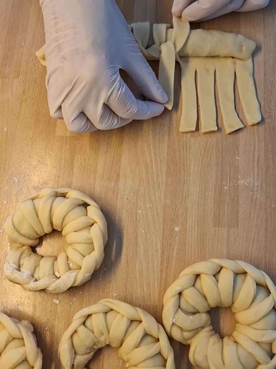 Bunshaping #drozdzowki #bunshapes #пирожки #булочки #bun #rolls #sourdoughbread #sweetrecipe #выпечка #sweetbread #sweetfood #easybread #chleb #хлеб #хлебназакваске #baking 
