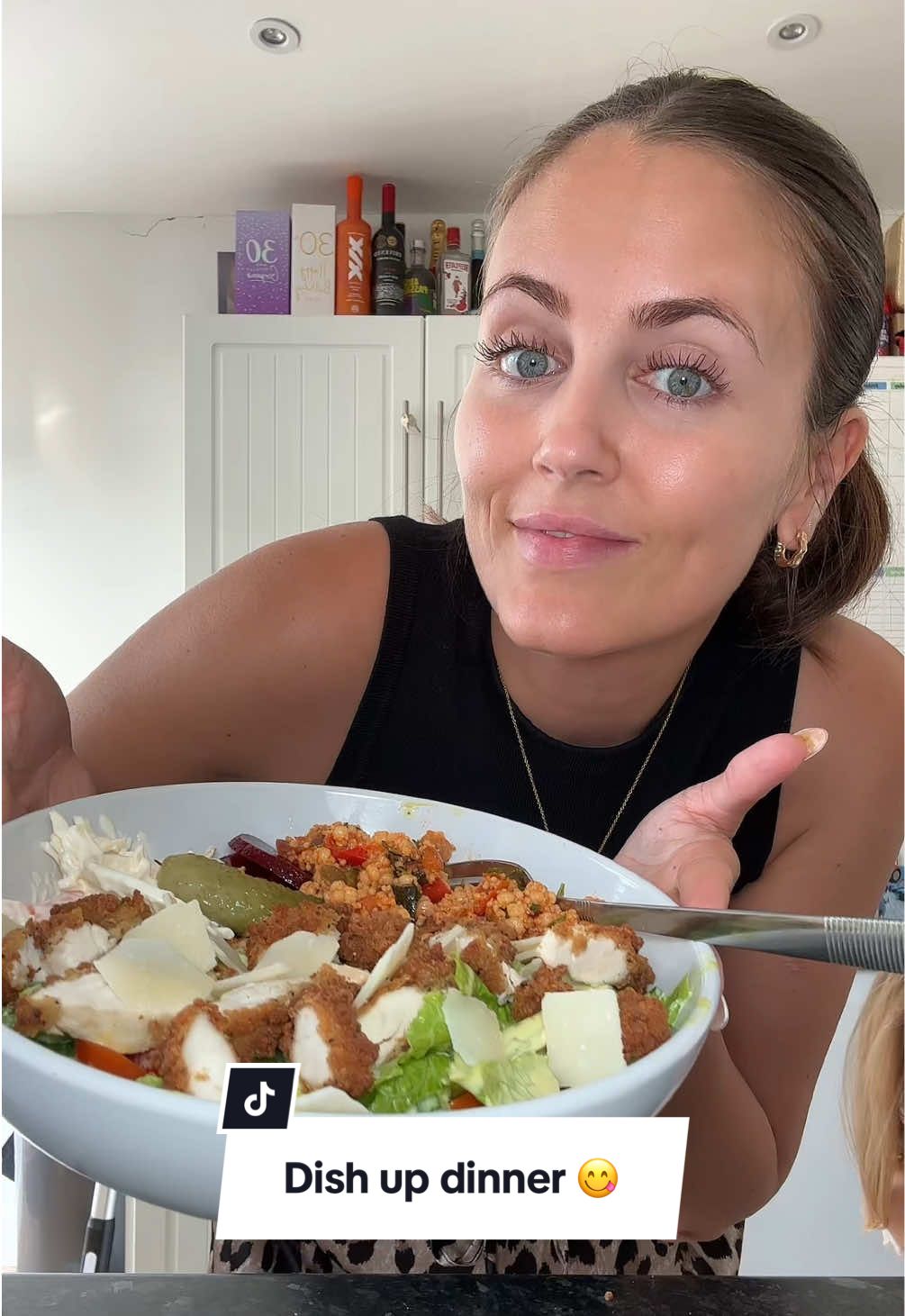 Dish up dinner for 6 with me 😋 been lovely weather today! So this dinner was perfect 😘 #dud #fyp #motherhood #food #plateup #dinnertime #dishup #homecook #plateup 