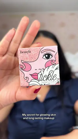 I’m using my favorite highlighter from Benefit cosmetics in the shade Tickle and the pore sessional super setter setting spray 🩷💚 #BenefitClubPink #HoolaBronzer and #contest #benefitcosmetics #makeup #makeuphacks @Benefit Cosmetics #benefithighlighter 