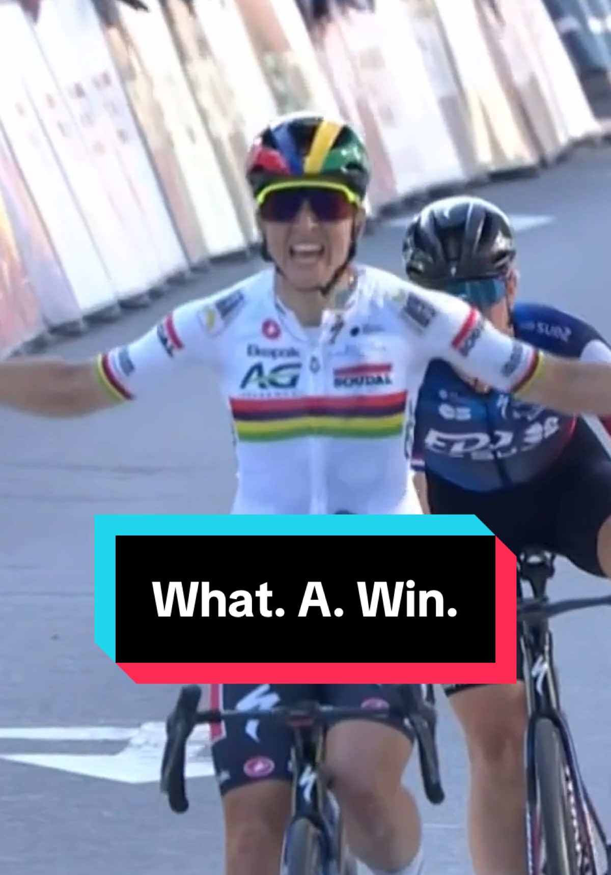 Kim Le Court is a Monument winner 💥💪 #cycling #lbl #monument 